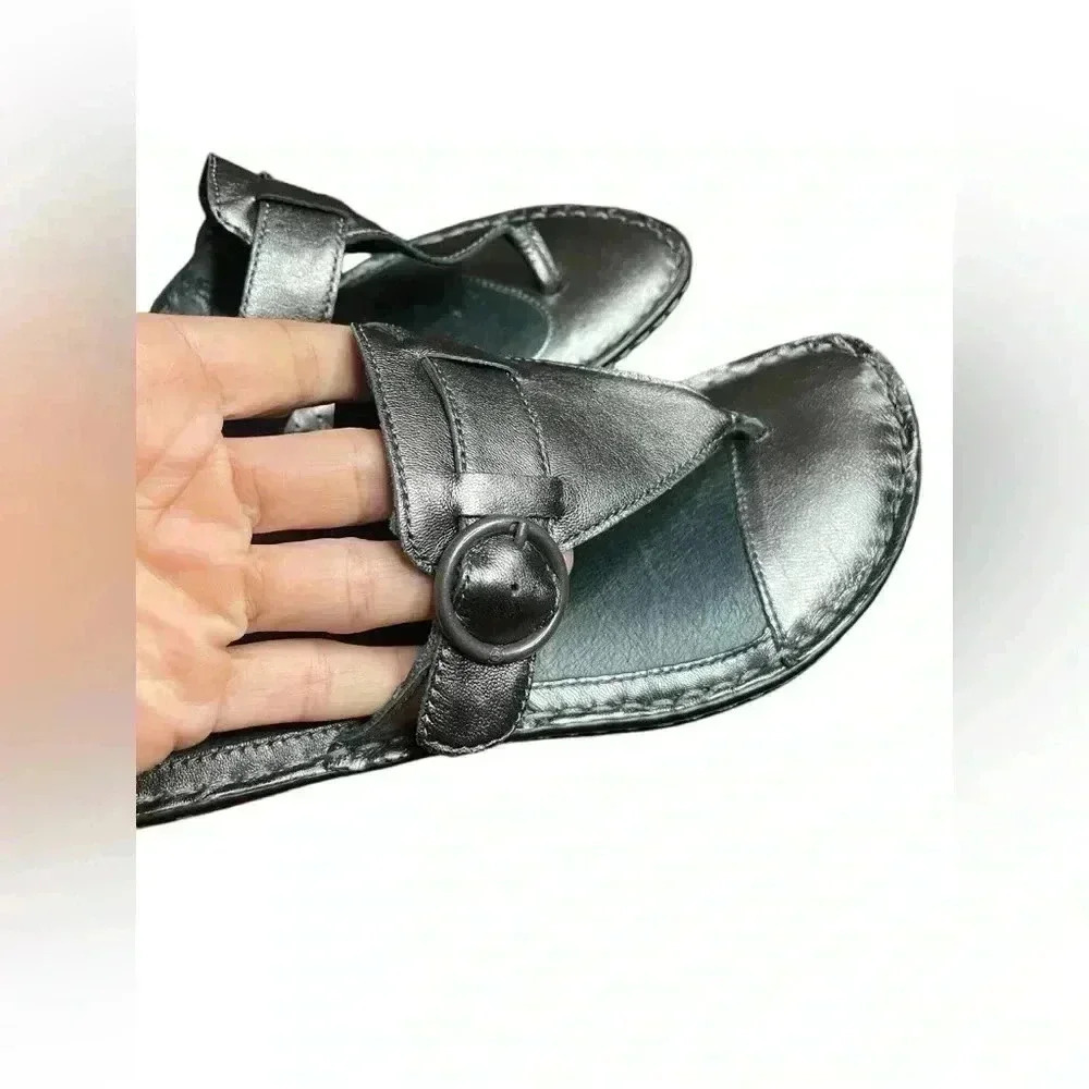 Born Womens Gun Metallic Silver T-Strap Buckle Leather Slip on Sandal, Sz 8 - Picture 5 of 8